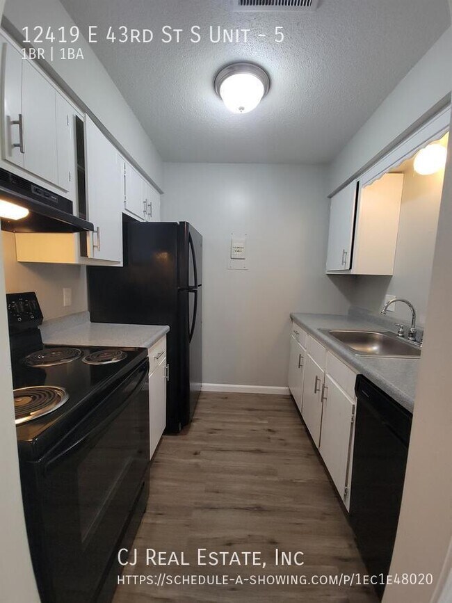 Foto del edificio - 12419 East 43rd St S