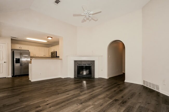 Building Photo - 1224 Whistler Dr