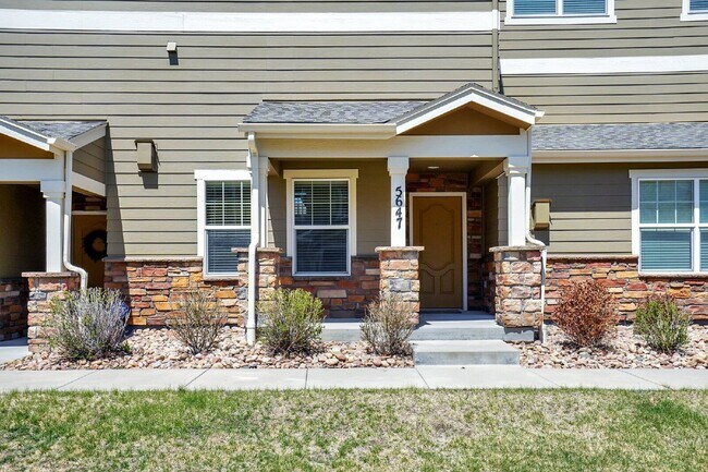 Foto del edificio - 5647 Celtic Cross Grove