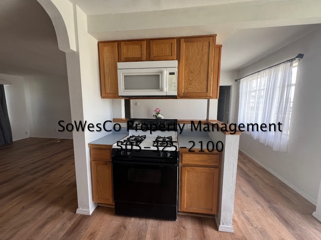 Foto del edificio - Three Bedroom Home in Central Farmington