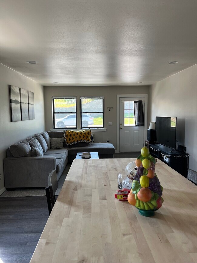 Foto del edificio - 434 S Jackson St