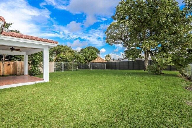Foto del edificio - 4145 SW 84th Ct