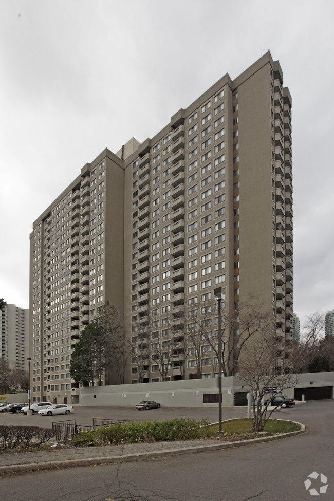 Building Photo - The Maplewoods