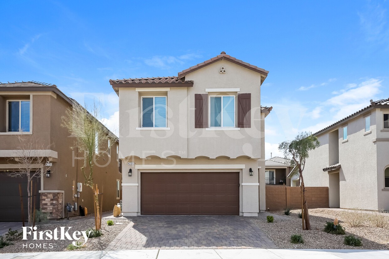 Foto principal - 4235 Billowing Breeze Ave