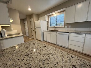 Building Photo - 4387 Imperial Dr