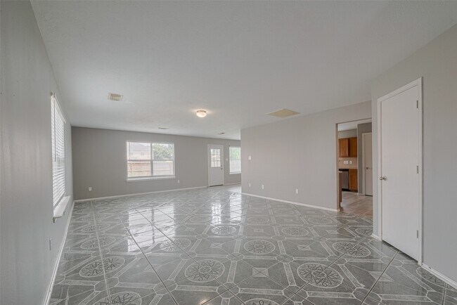 Building Photo - 9926 Myrtle Field Ln