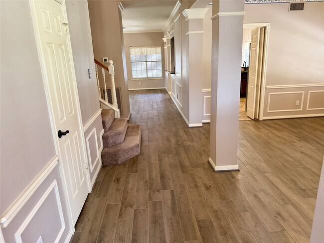 Foto del edificio - 3214 Explorer Cove