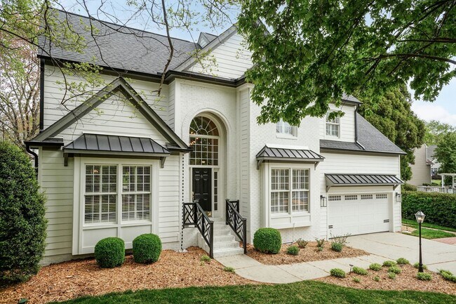 Foto del edificio - Meticulous Four Bedroom Dream Home!
