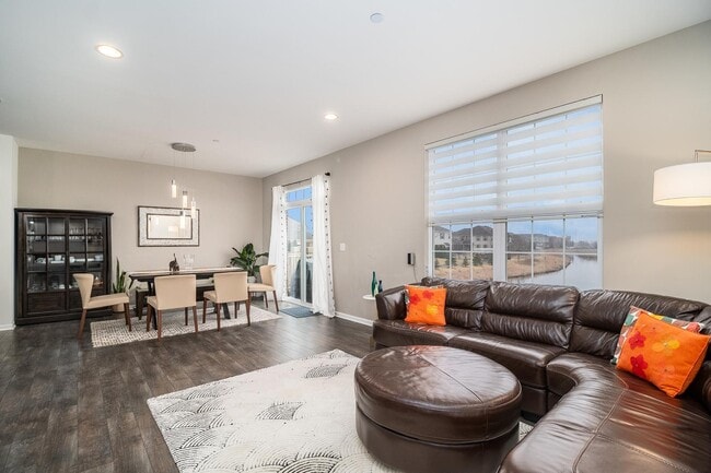 Foto del edificio - 2812 Henley Ln