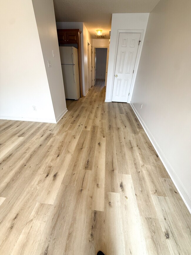 Foto del edificio - 409 E Roosevelt Ave