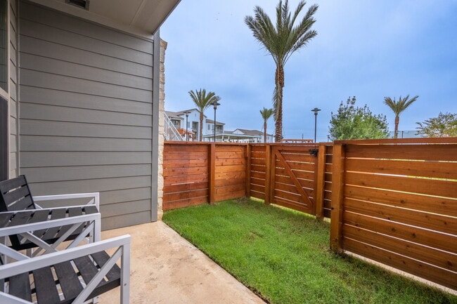 Building Photo - Alta Cypress Springs