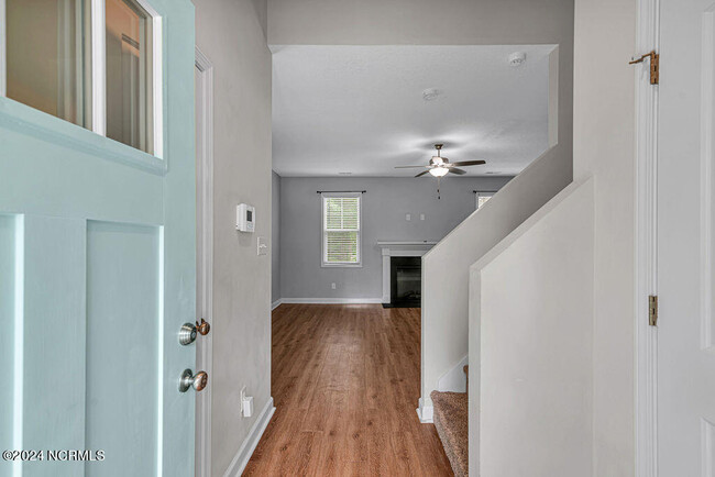 Building Photo - 106 Welcome Way