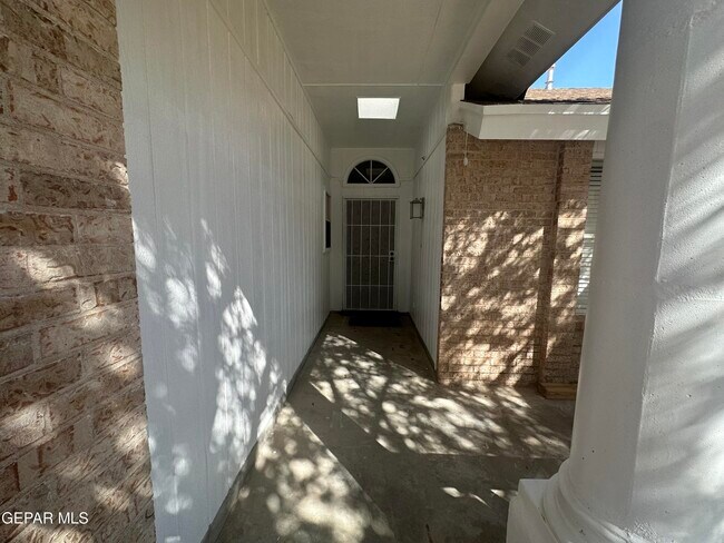 Foto del edificio - 408 Hadley Pl
