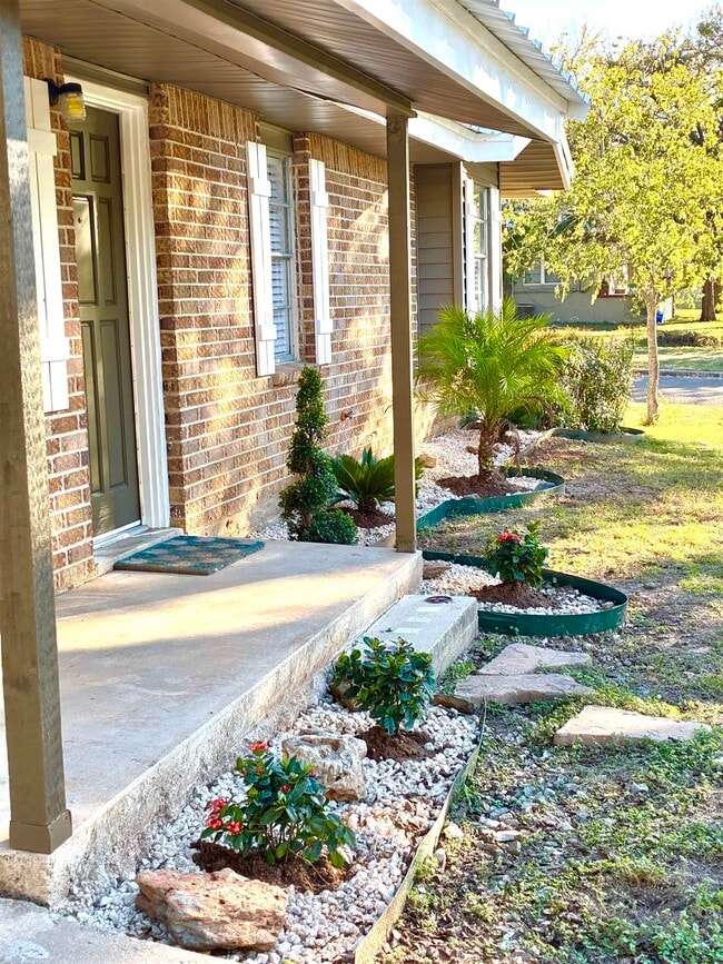 Foto del edificio - 901 Avenue E