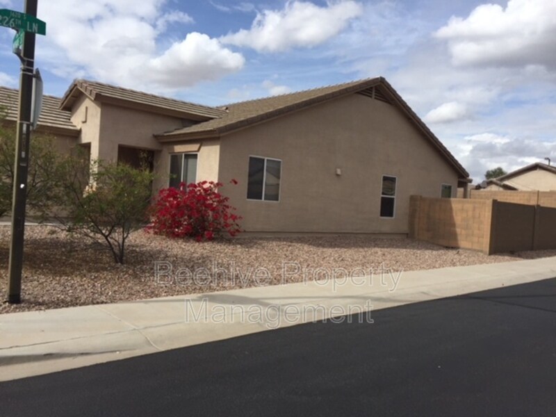 Foto del edificio - 22624 W Mohave St