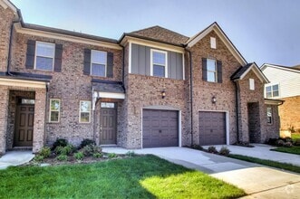 Building Photo - 114 Bluestem Ct