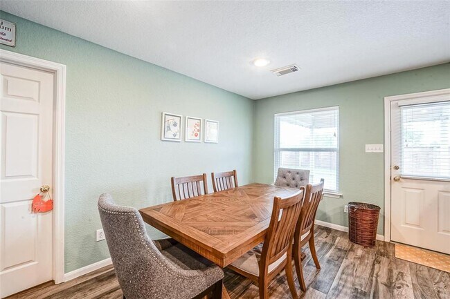 Foto del edificio - 2957 Water Willow Ln