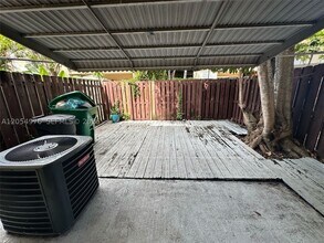 Building Photo - 4159 SW 66th Ln