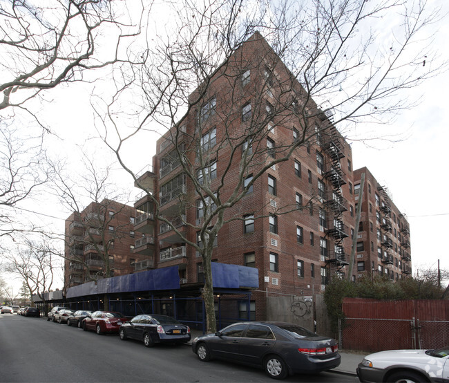 1270 E 51st St Brooklyn Ny 11234 Apartments Brooklyn Ny