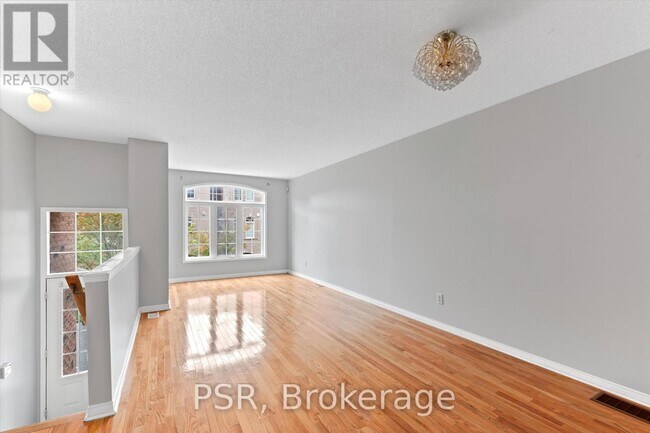 Building Photo - 7125 Chatham Ct