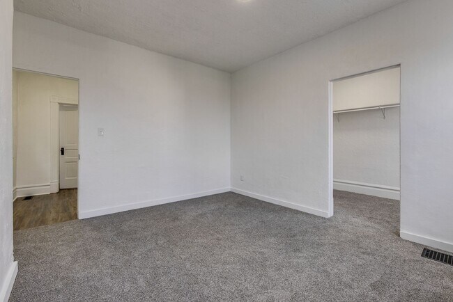Building Photo - Available NOW - Fully Renovated 2 Bedroom ...