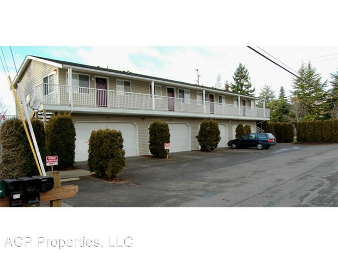 Primary Photo - 1 br, 1 bath House - 2443 Valencia St,