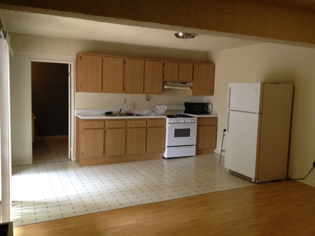 Fotografía del edificio - 11324 Biona Dr