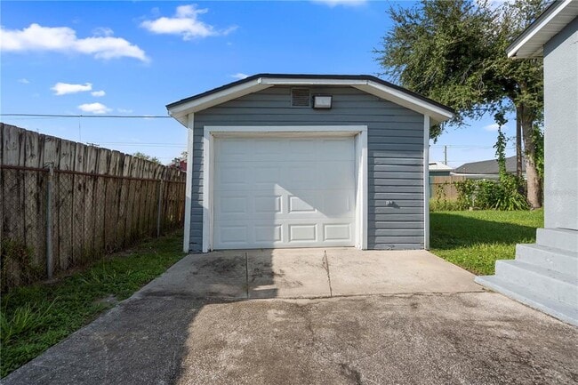 Building Photo - 2717 W Palmetto St