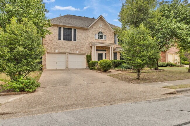 Foto del edificio - Charming Home in the Coveted River Place Community 5407 Merrywing Circle, Austin, TX 78730