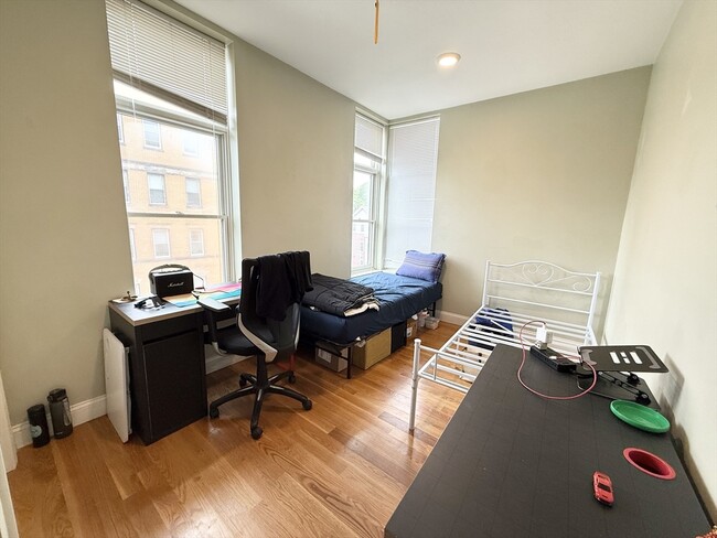 Building Photo - 299 Dudley St