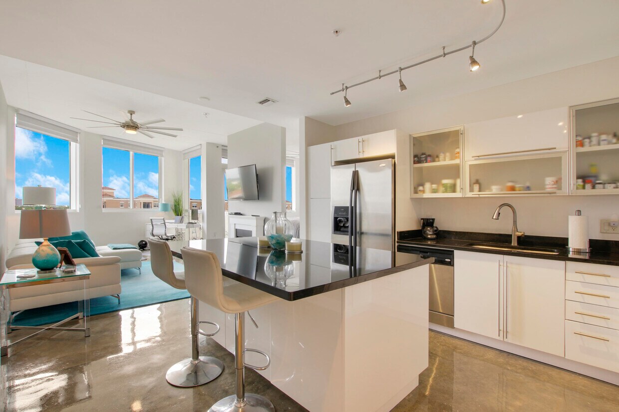 Foto principal - 1617 N Flagler Dr
