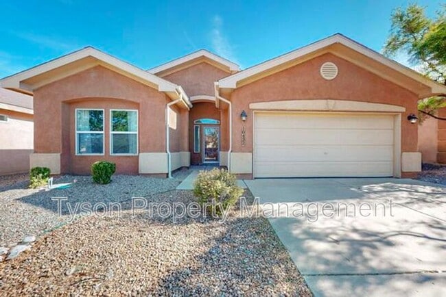 Foto del edificio - 10432 Savoy Dr NW