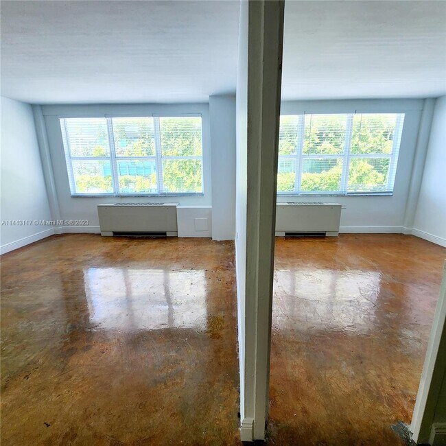 Building Photo - 1250 West Ave