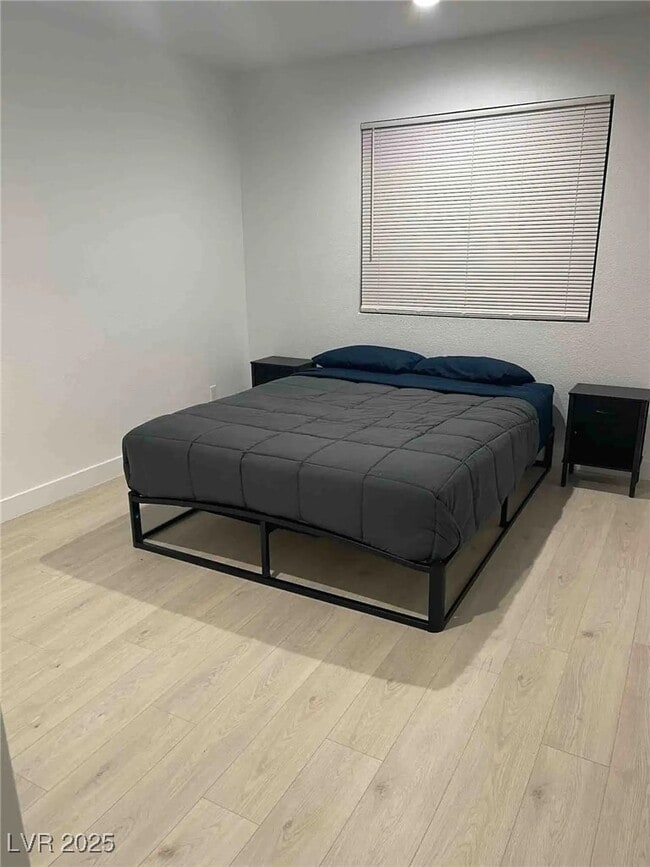 Building Photo - 3004 Ocean View Dr