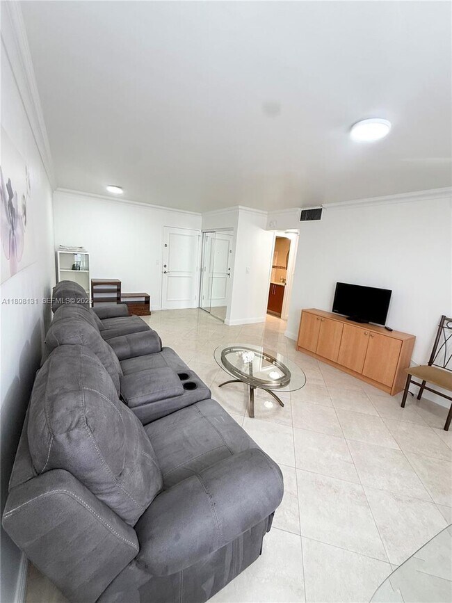 Foto del edificio - 200 172nd St