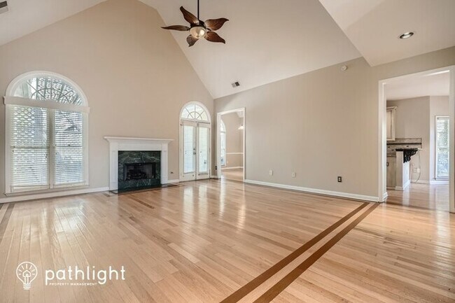 Foto del edificio - 1229 Parkview Ln NW, Kennesaw, GA, 30152