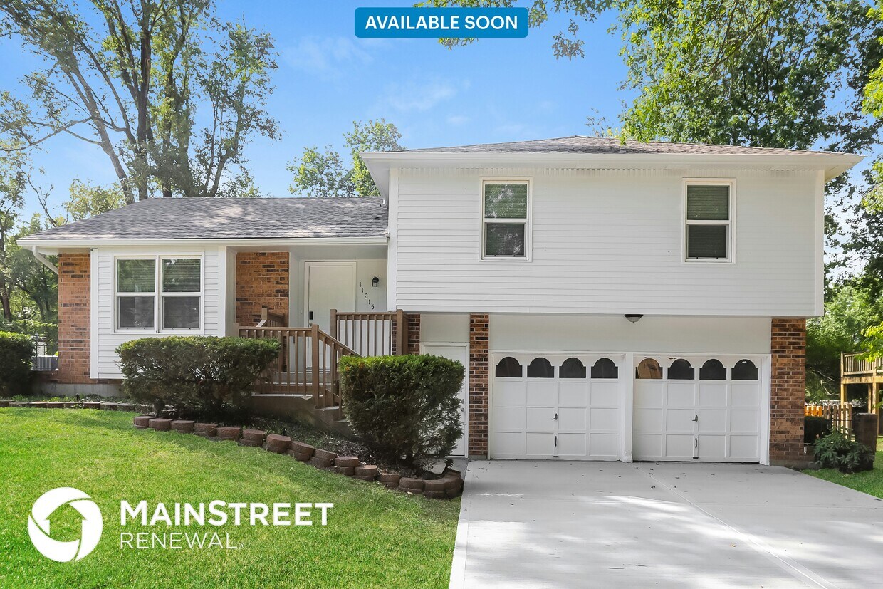 Foto principal - 11215 W 77th St