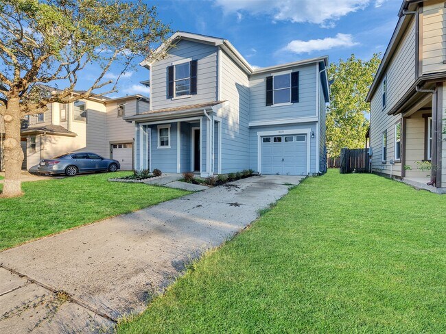 Foto del edificio - 8131 Chancewood Ln