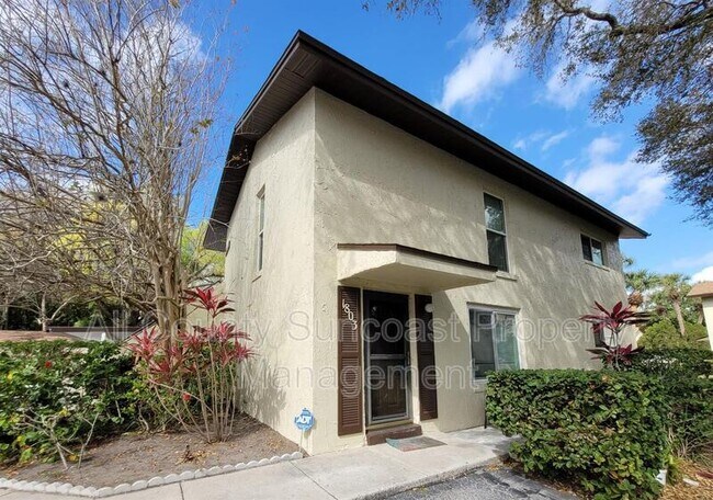 Building Photo - 501 E Bay Dr