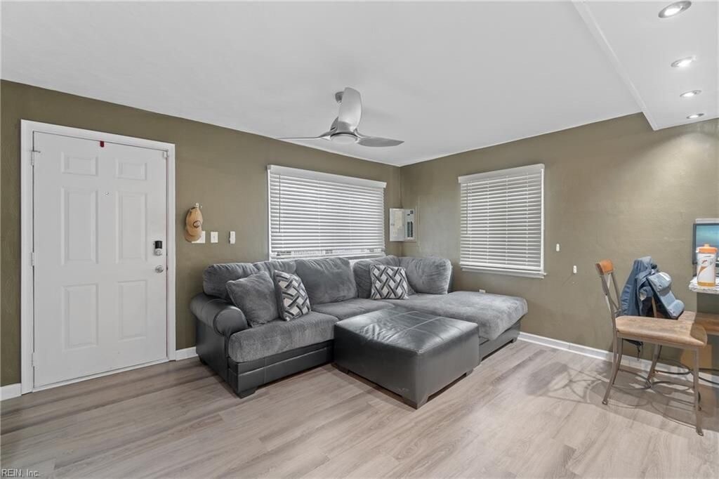 Foto principal - 815 Whitehead Ave