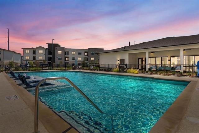 Foto del edificio - 4835 E Yager Ln