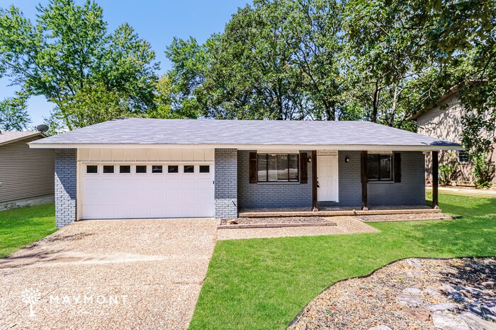 Foto principal - 8407 Pennwood Dr