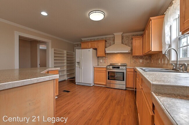 Foto del edificio - 3 br, 2 bath House - 715 Bewley Road