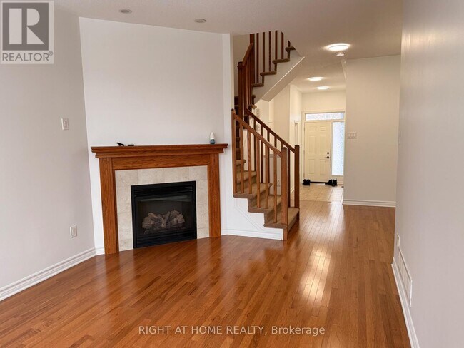 Building Photo - 412 Stalwart Crescent