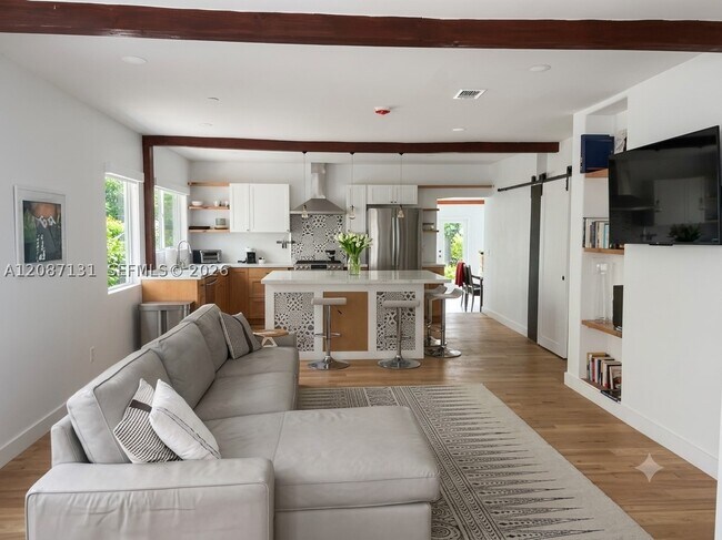 Foto del edificio - 255 NW 50th St