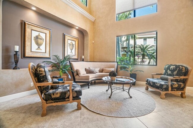 Building Photo - 3483 Collonade Dr