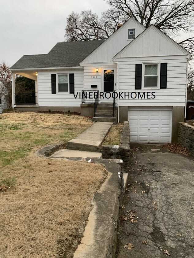 3965 Zinsle Ave, Cincinnati, OH 45213 House Rental in Cincinnati, OH