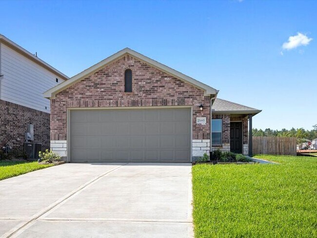 Building Photo - Now Available! Spacious 3-Bedroom, 2-Bath Home with a Privacy-Fenced Backyard in Magnolia Springs