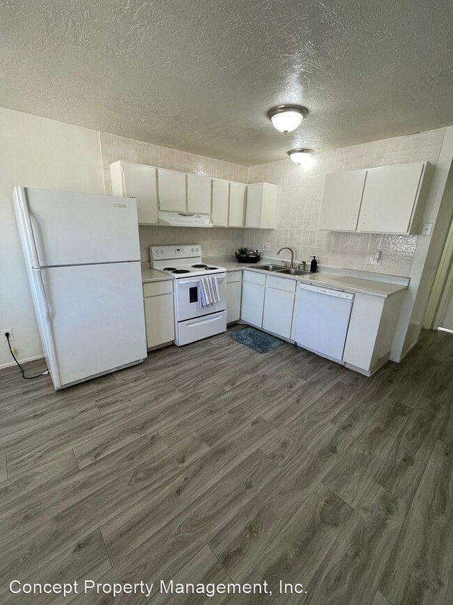 Building Photo - 2 br, 1 bath Apartment - 115 East 5460 Sou...