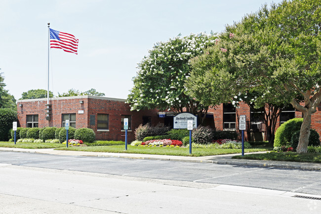 Building Photo - Merrimack Landing
